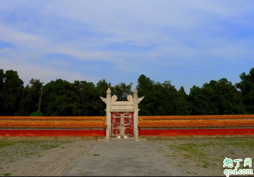 北京地壇公園有免費的停車場嗎 地壇公園有啥好看的2