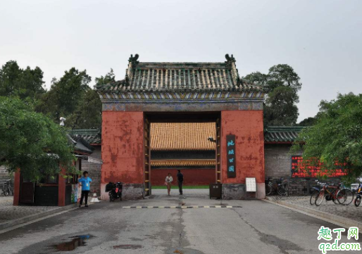 北京地壇公園有免費的停車場嗎 地壇公園有啥好看的3